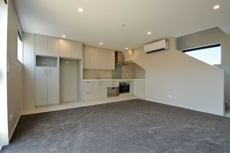 Photo of property in 2/278 Barbadoes Street, Christchurch Central, Christchurch, 8011