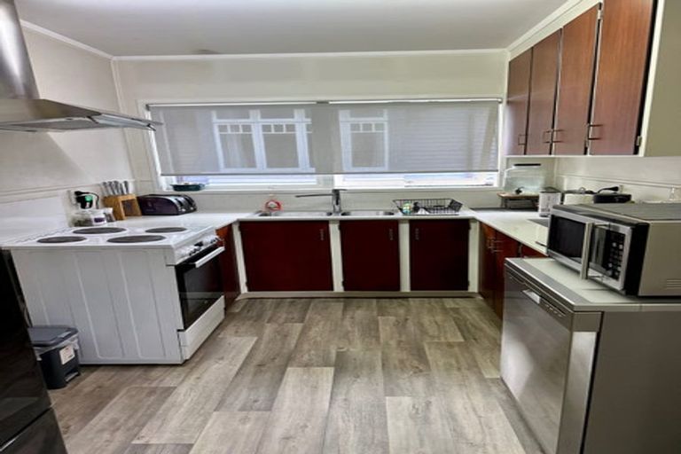 Photo of property in 2/10 Marsden Avenue, Mount Eden, Auckland, 1024