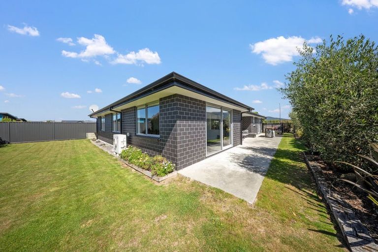 Photo of property in 28 Rodeo Drive, Te Anau, 9600