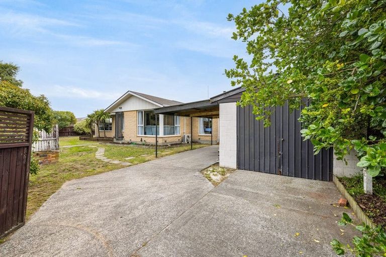 Photo of property in 131 Effingham Street, North New Brighton, Christchurch, 8083