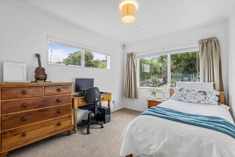 Photo of property in 34 Sailfish Drive, West Harbour, Auckland, 0618