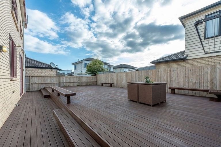 Photo of property in 13 Heidi Crescent, Flat Bush, Auckland, 2016