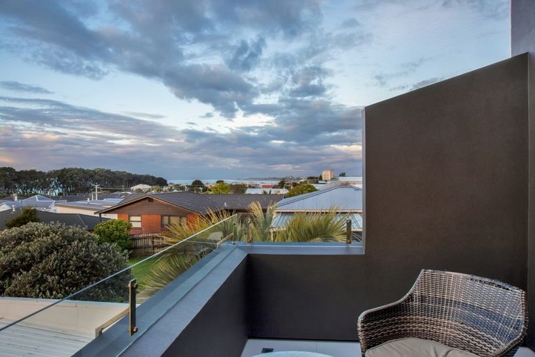 Photo of property in 244a Saint Aubyn Street, New Plymouth, 4310