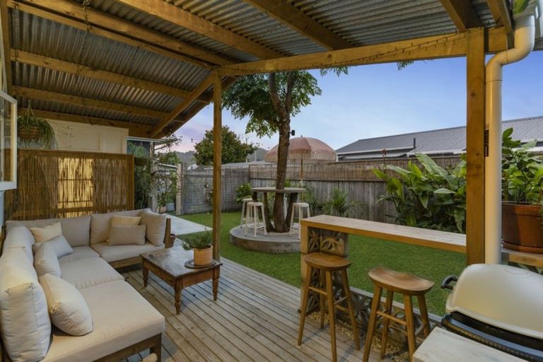 Photo of property in 105 Bell Street, Whangamata, 3620