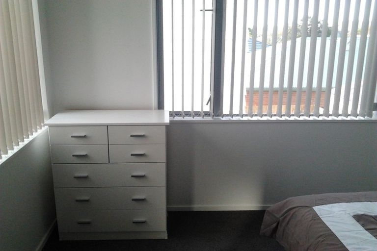 Photo of property in 70d Elizabeth Street, Riccarton, Christchurch, 8041