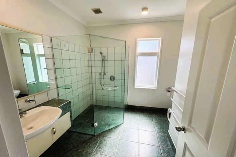 Photo of property in 106 Stortford Street, Saint Leonards, Hastings, 4120