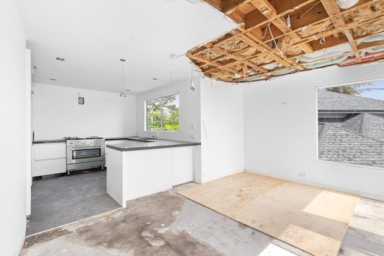 Photo of property in 9 Paritai Drive, Orakei, Auckland, 1071