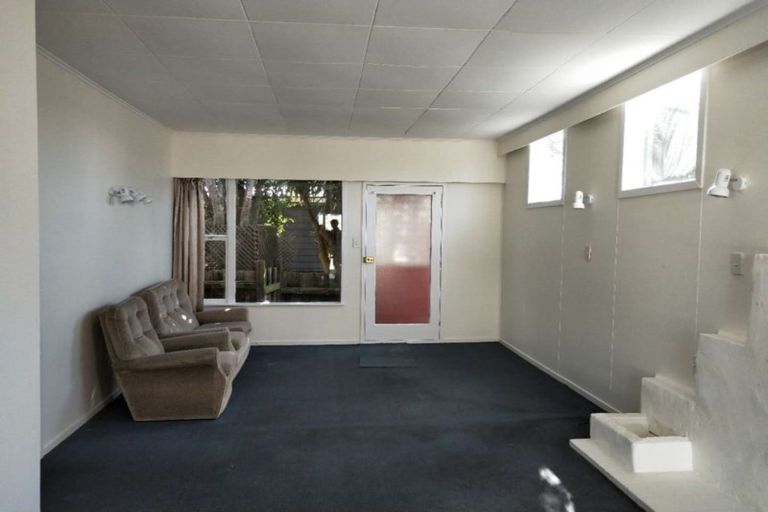 Photo of property in 2/5 Fifth Avenue, Mount Albert, Auckland, 1025