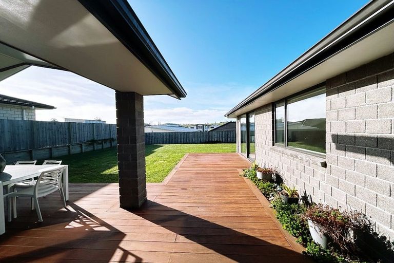 Photo of property in 4 Paiaka Place, Rototuna North, Hamilton, 3210