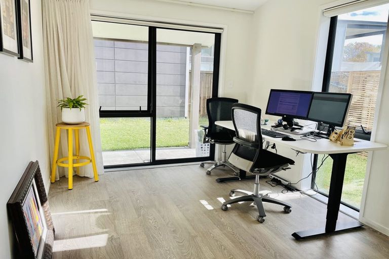 Photo of property in 7 Hastings Street, Hobsonville, Auckland, 0616