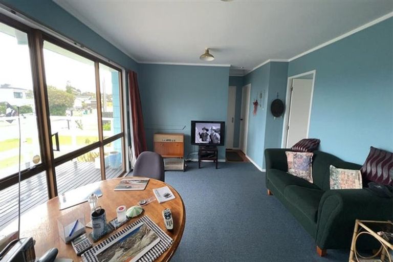 Photo of property in 615 Pukehina Parade, Pukehina, Te Puke, 3189