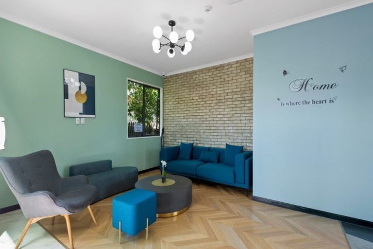 Photo of property in 6 Brookfield Avenue, Onehunga, Auckland, 1061