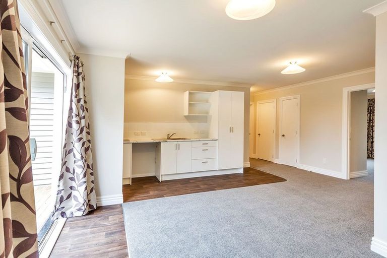 Photo of property in 13 Chibnall Place, Conifer Grove, Takanini, 2112