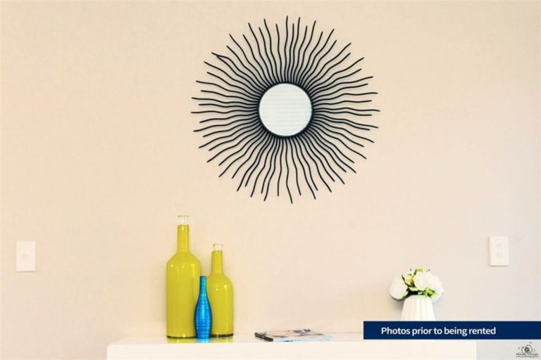 Photo of property in 34b Madigan Place, Glendene, Auckland, 0602