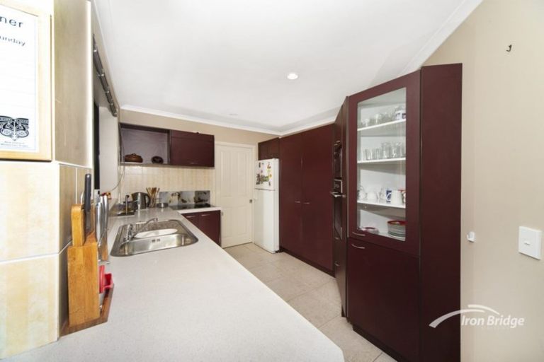 Photo of property in 15 Feeny Crescent, East Tamaki, Auckland, 2013
