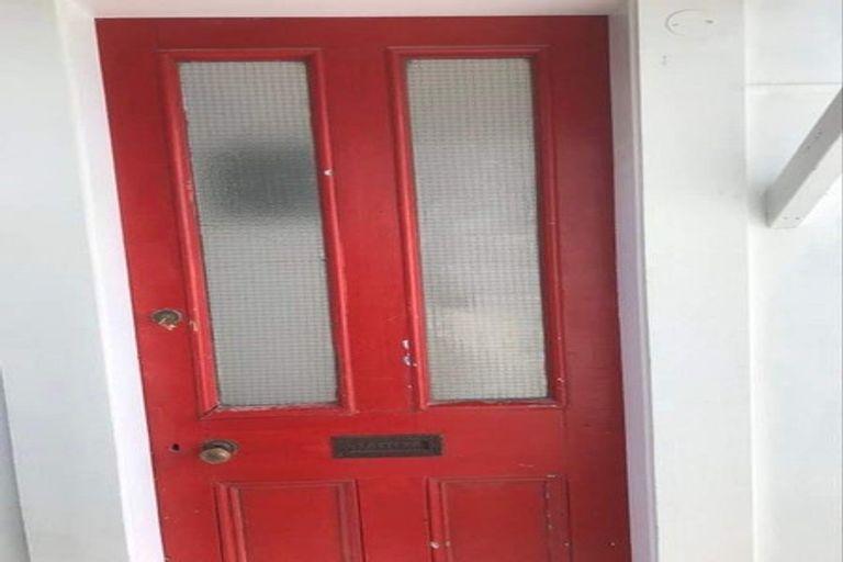 Photo of property in 64 Wallace Street, Mount Cook, Wellington, 6021