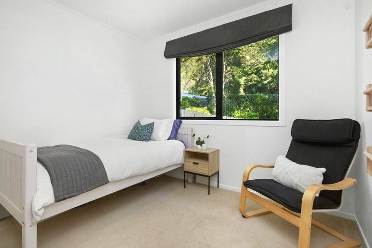 Photo of property in 13 Forglen Place, Tawa, Wellington, 5028