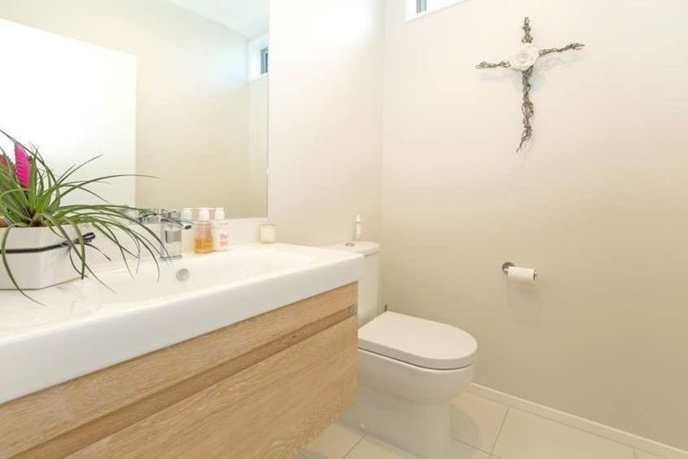 Photo of property in 297 Millwater Parkway, Silverdale, 0932