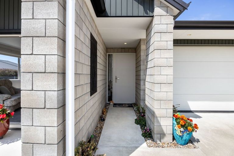 Photo of property in 46 Oak Ridge Drive, Te Awamutu, 3800
