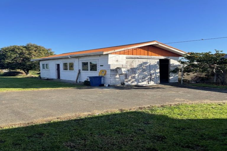 Photo of property in 26 Rimu Street, New Lynn, Auckland, 0600