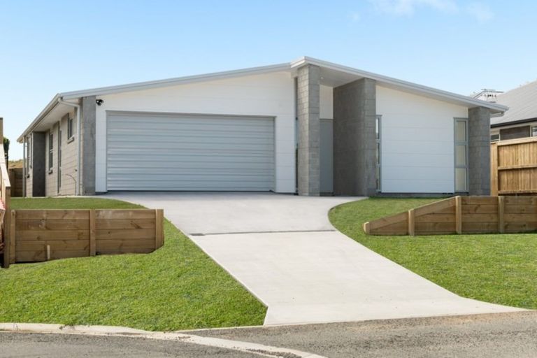 Photo of property in 24 Mulgan Street, Katikati, 3129