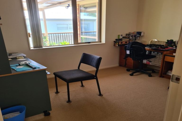 Photo of property in 25 Carol Lee Place, Albany Heights, Auckland, 0632