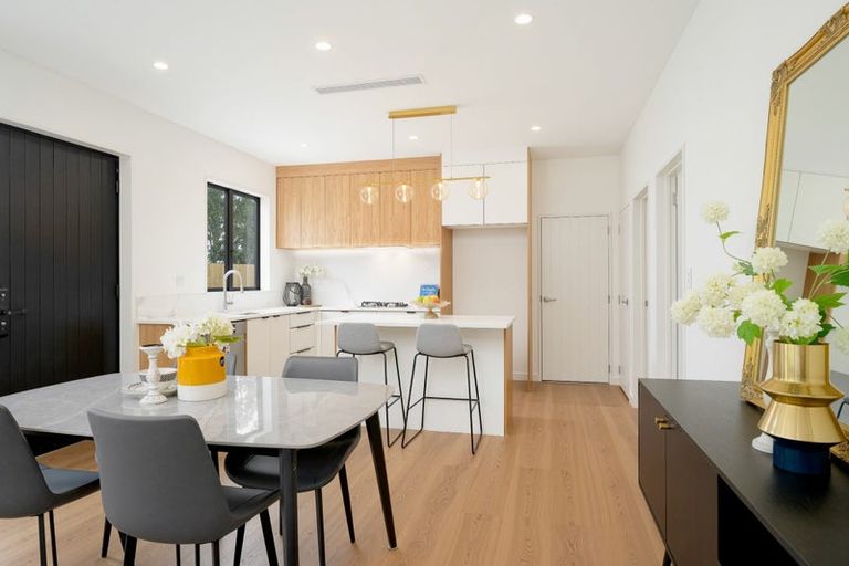 Photo of property in 56a Fitzwater Place, Henderson, Auckland, 0612