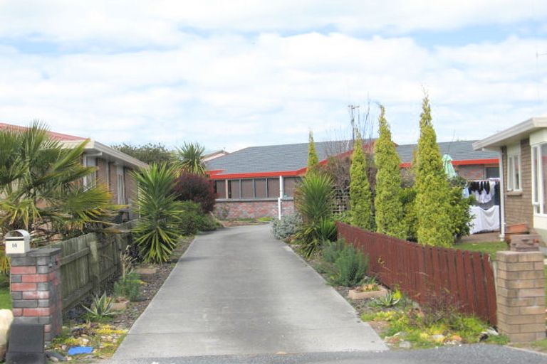 Photo of property in 12 Crisp Drive, Papamoa Beach, Papamoa, 3118