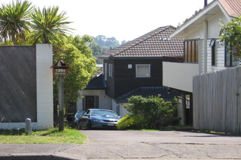 Photo of property in 2/139 Carlisle Road, Northcross, Auckland, 0632