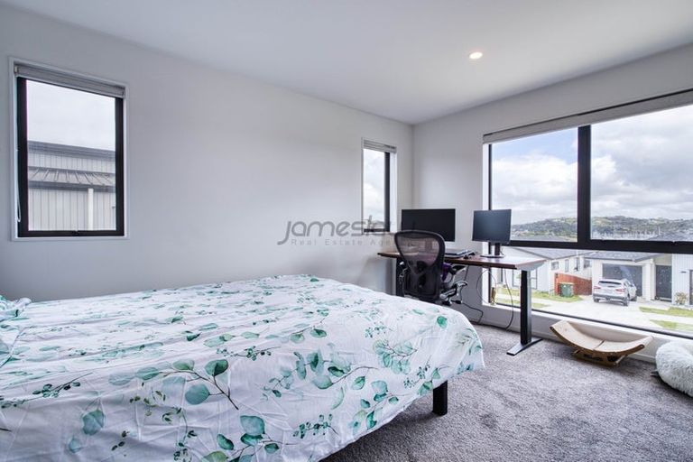 Photo of property in 17 Ta Moko Drive, Gulf Harbour, Whangaparaoa, 0930