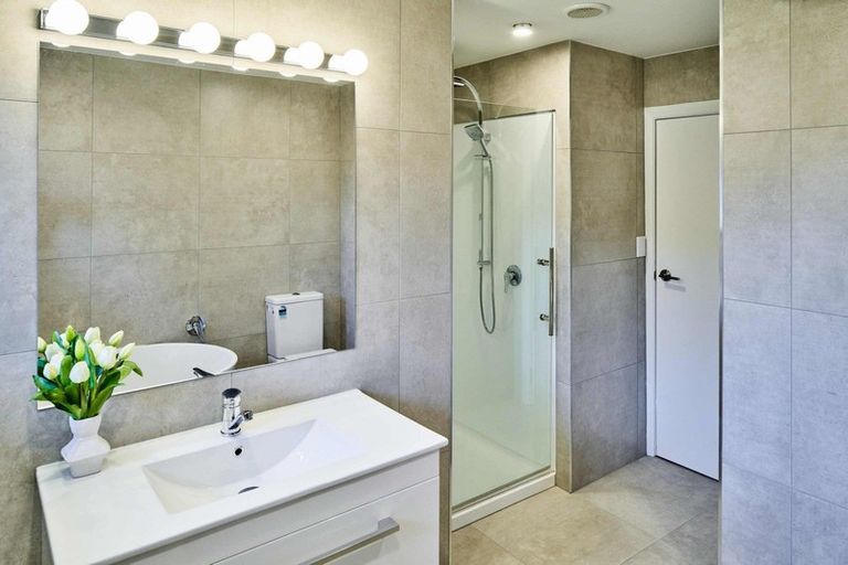 Photo of property in 25 Corlett Road, Plimmerton, Porirua, 5026