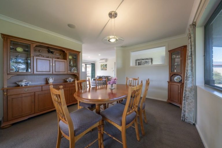 Photo of property in 2/210 Aspin Road, Cambridge, 3496