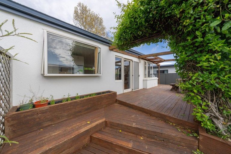 Photo of property in 27b Mckerrow Street, Te Anau, 9600