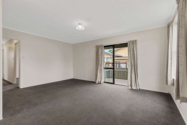 Photo of property in 2b Tui Avenue, Forest Lake, Hamilton, 3200