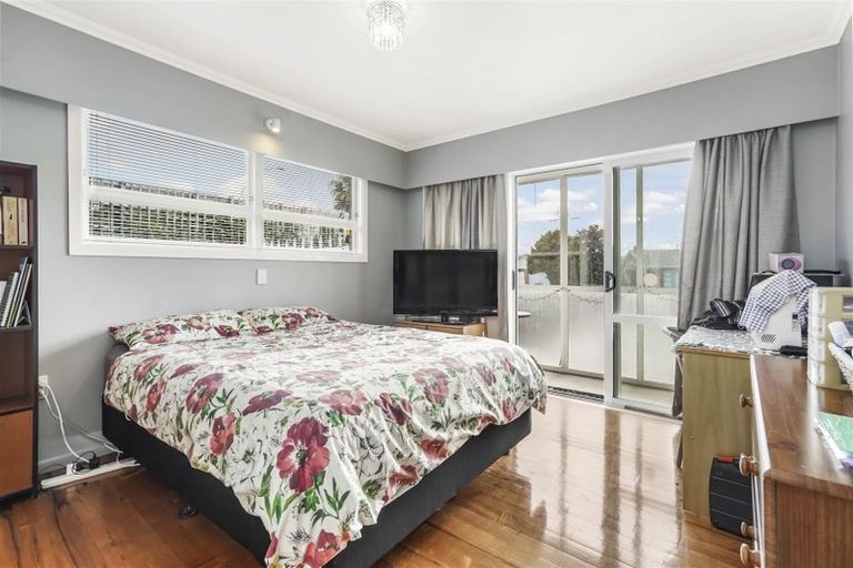 Photo of property in 51 Sandwich Road, St Andrews, Hamilton, 3200