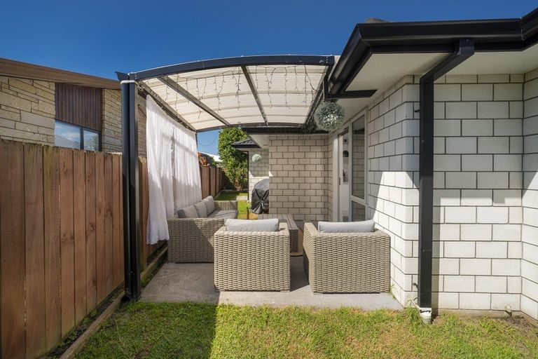Photo of property in 27 Waterside Drive, Pyes Pa, Tauranga, 3112