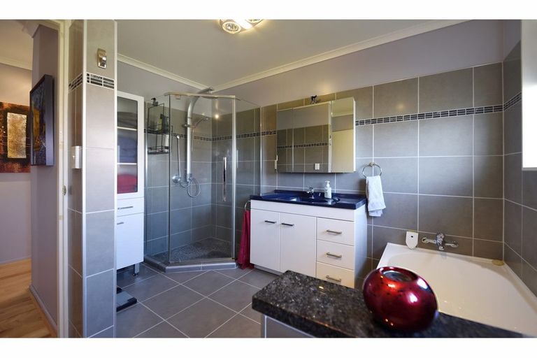 Photo of property in 19 Covent Drive, Stoke, Nelson, 7011