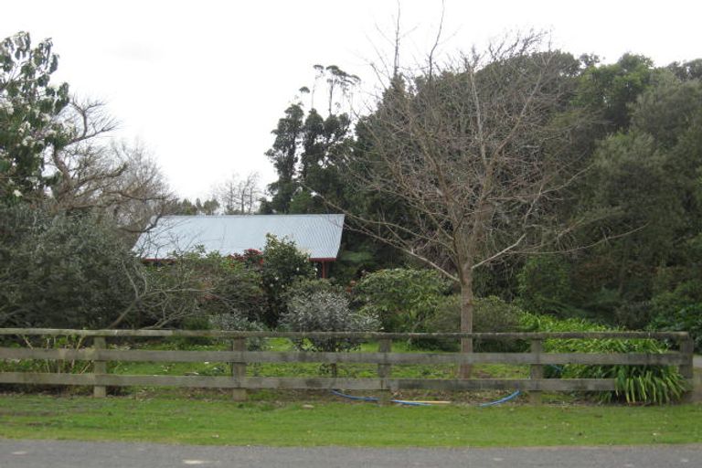 Photo of property in 106 Kawiu Road, Levin, 5510