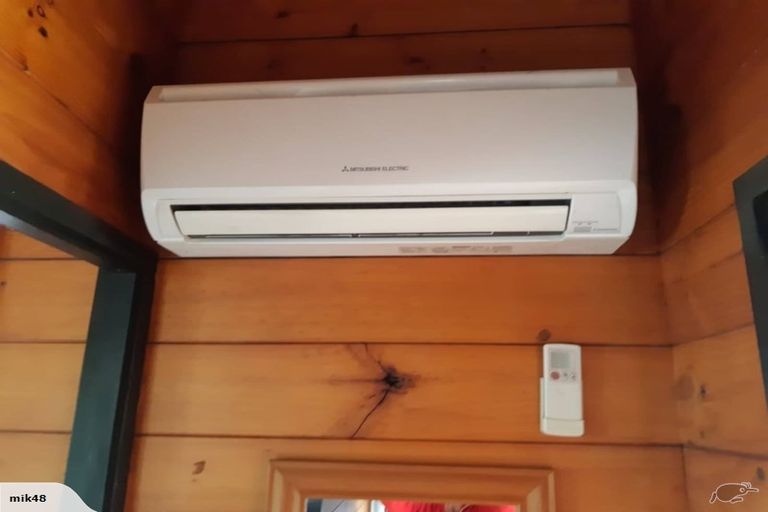 Photo of property in 12 Goodwin Road, Aka Aka, Waiuku, 2682