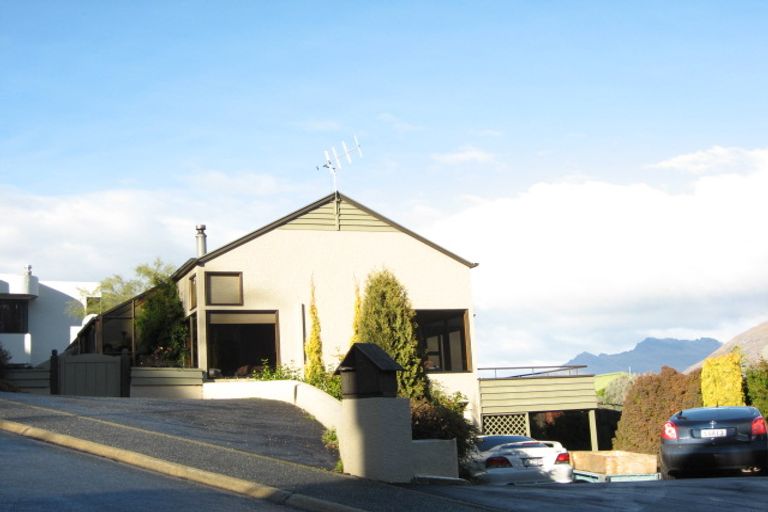 Photo of property in 3 Edinburgh Drive, Queenstown, 9300