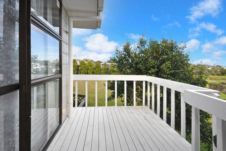 Photo of property in 25b Shakespear Road, Army Bay, Whangaparaoa, 0930