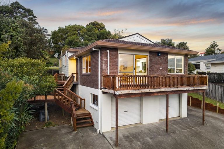 Photo of property in 14 Kallista Place, Browns Bay, Auckland, 0630