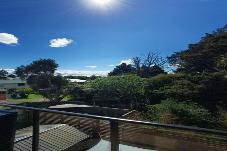 Photo of property in 7/14b Kaponga Crescent, New Lynn, Auckland, 0600