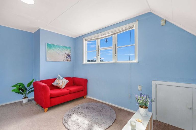 Photo of property in 28 Oxford Street, Hokowhitu, Palmerston North, 4410
