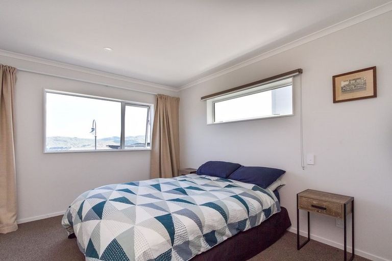 Photo of property in 7 Pacific View, Whitby, Porirua, 5024