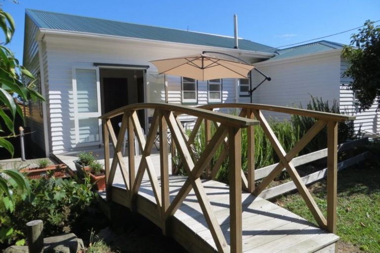 Photo of property in 15 Gilchrist Street, Te Aroha, 3320