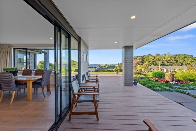 Photo of property in 50 William Andrew Road, Pukekohe, 2120