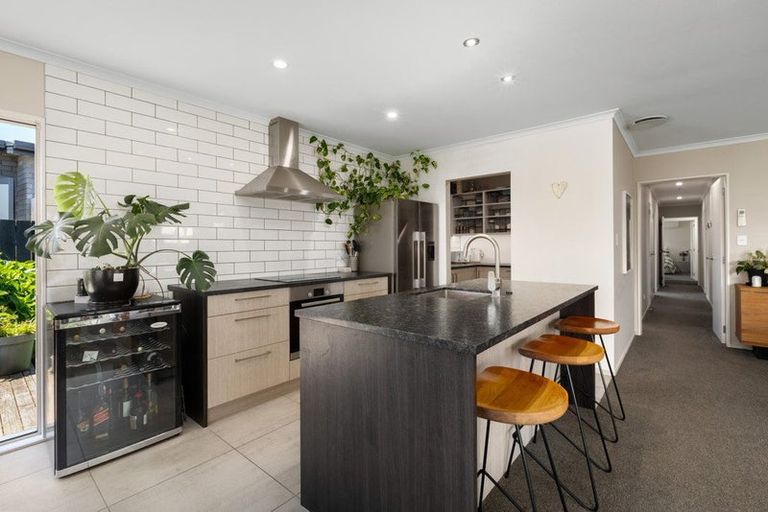 Photo of property in 7 Seafoam Place, Waihi Beach, 3611