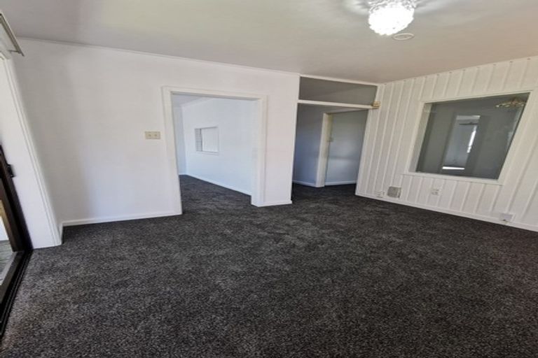 Photo of property in 69 Greers Road, Burnside, Christchurch, 8041