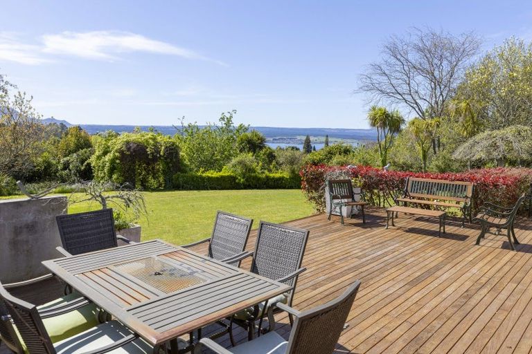 Photo of property in 14 Glen Mohr, Acacia Bay, Taupo, 3385